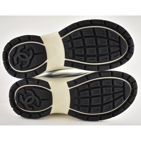 Chanel REV White Silver Metallic CC Logo Tie Flat Runner Trainer Sneaker 37.5 - Picture 14 of 14